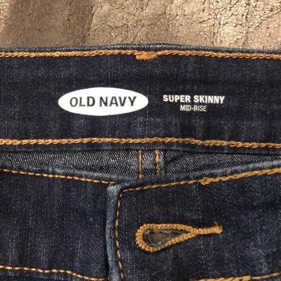 Old Navy Super Skinny Mid Rise Jeans - Picture 2 of 5